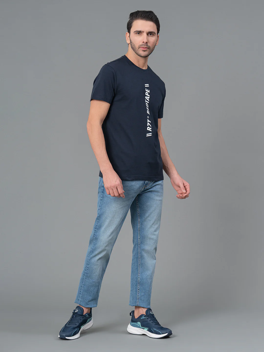 Mens Round Neck Navy T-Shirt - Image 6