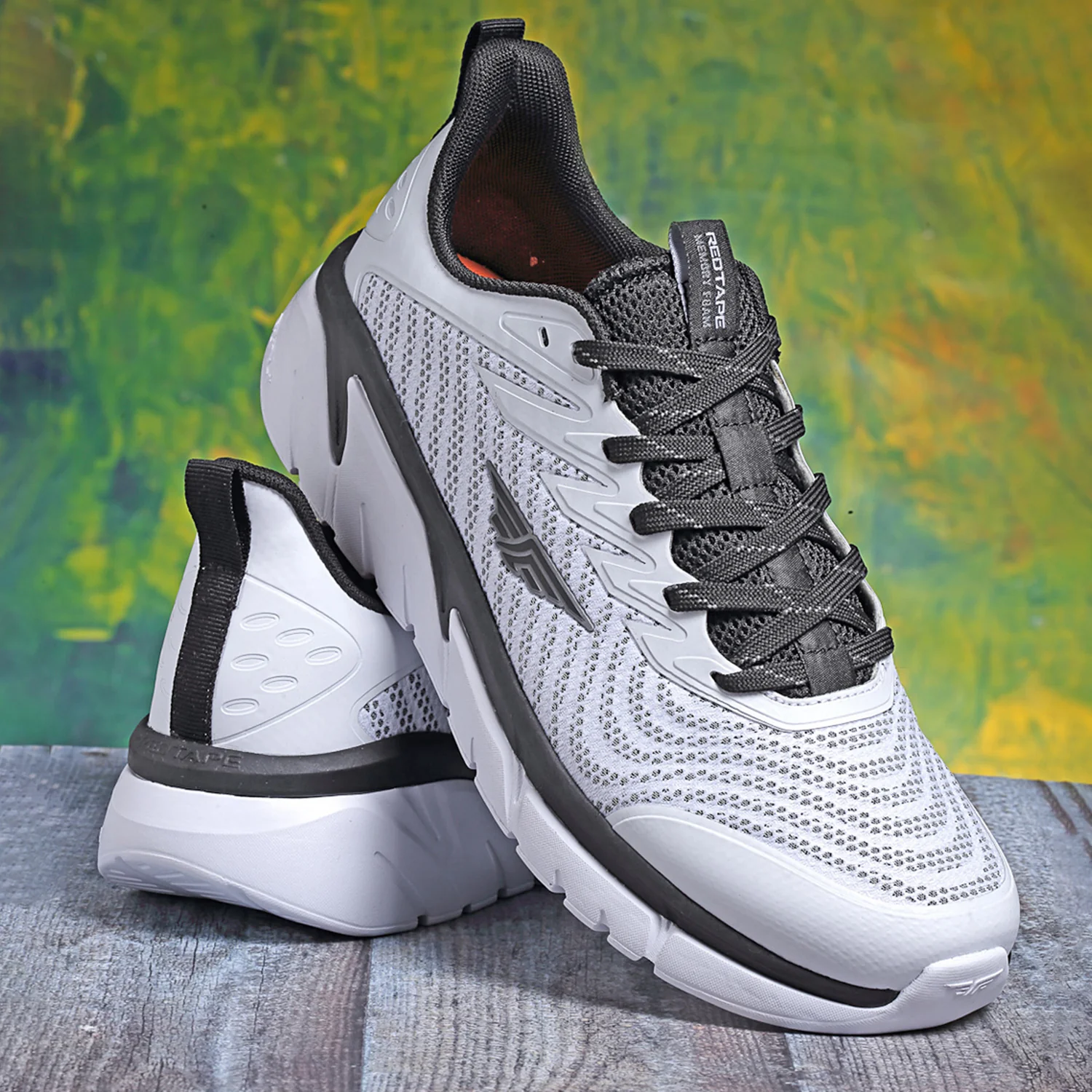 Men White Walking Shoes - Image 7