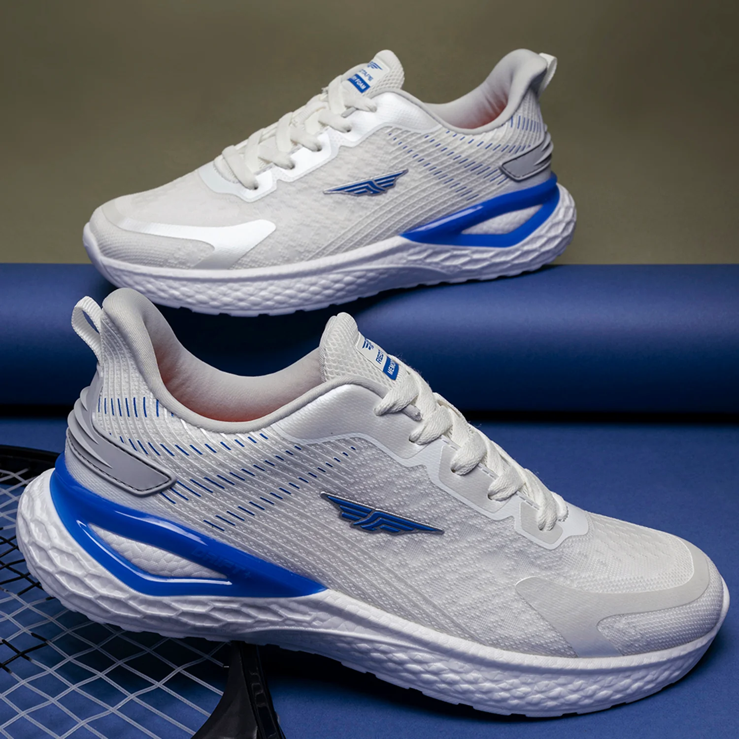 Men White Walking Shoes - Image 6