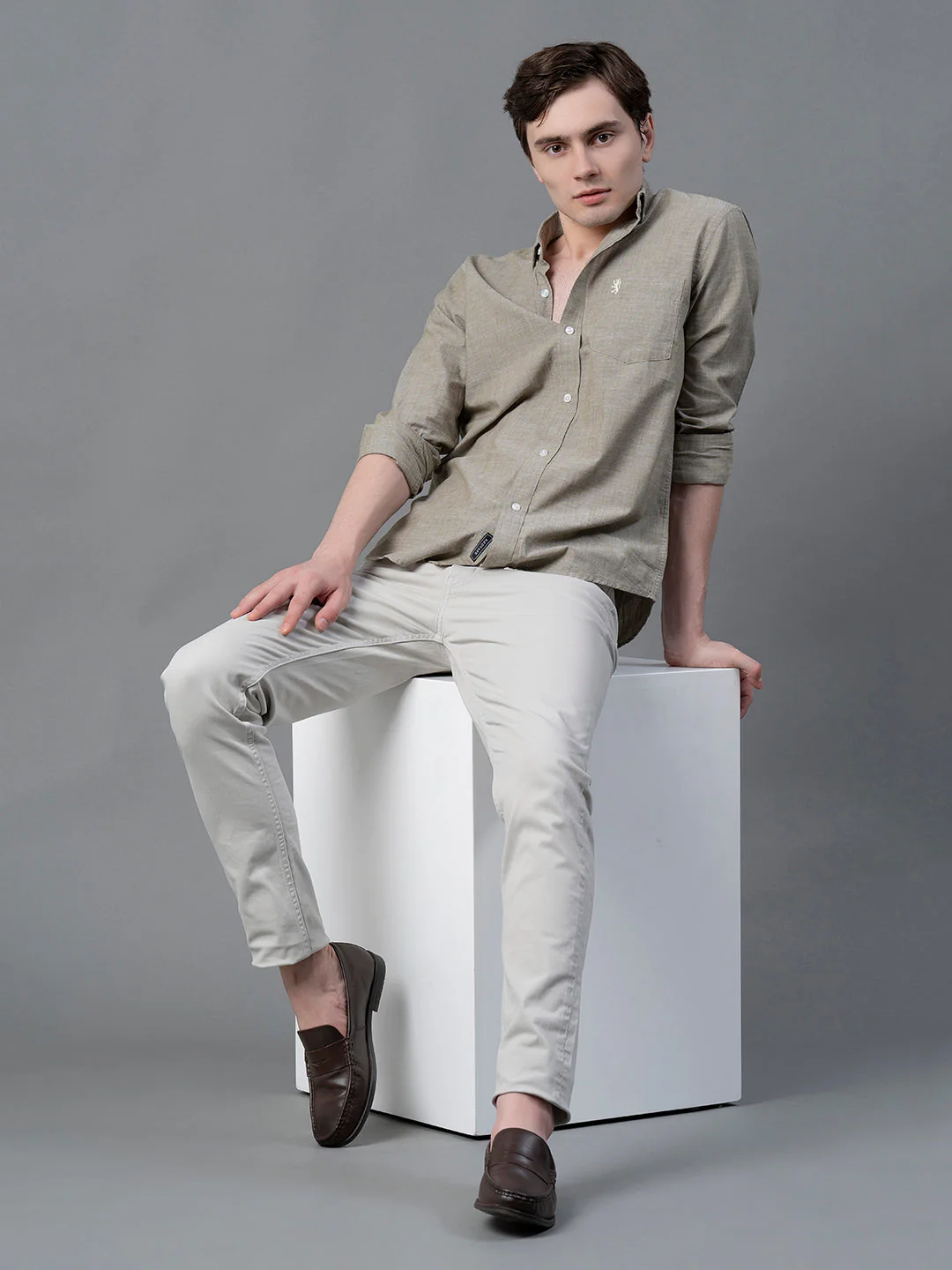 Pure Cotton Solid Shirt for Men - Image 5