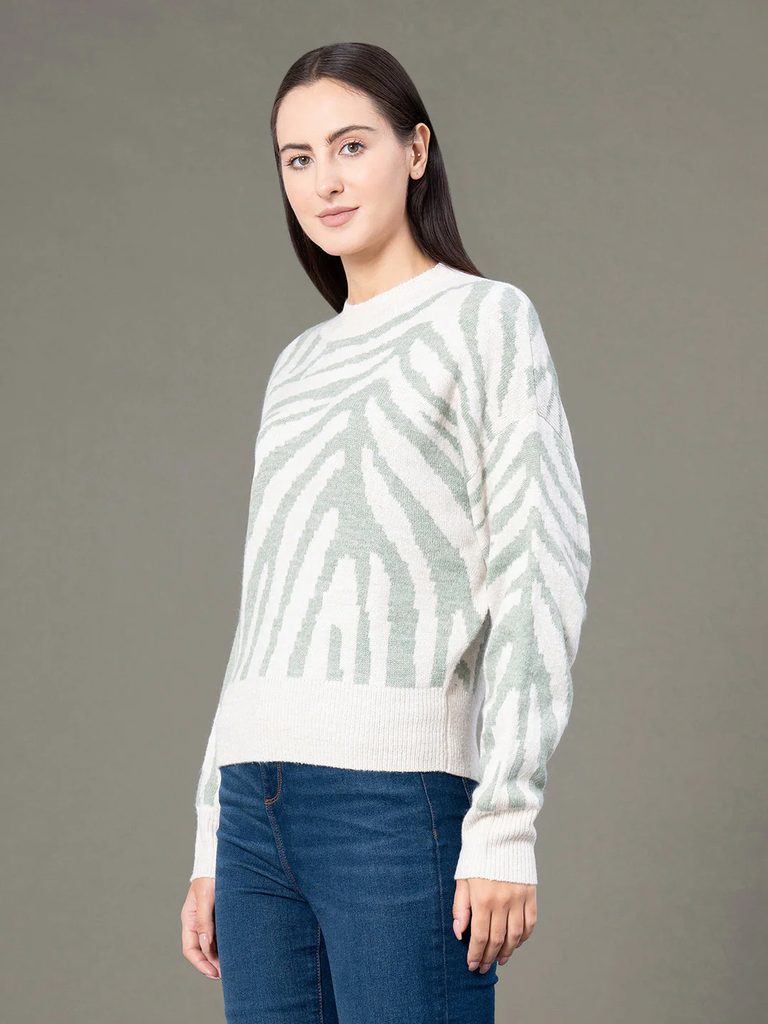 Round Neck Drop Shoulder Sweater for Women - Image 2