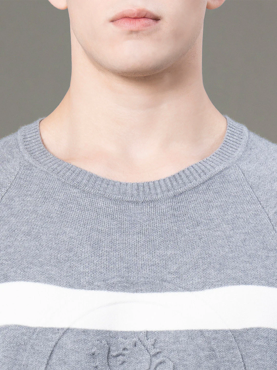 Round Neck Embossed Sweater for Men - Image 4