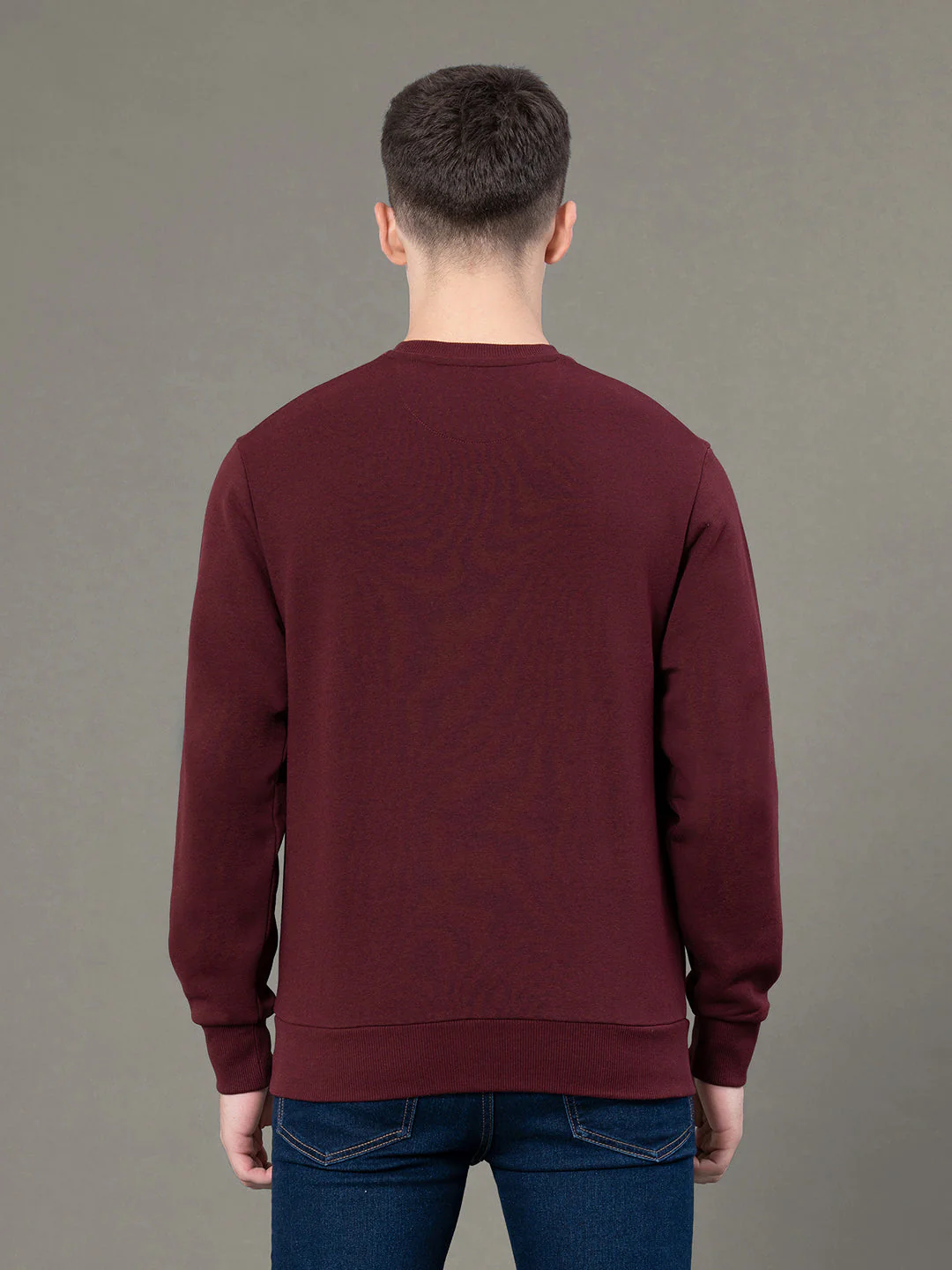 Round Neck Graphic Sweatshirt for Men - Image 3