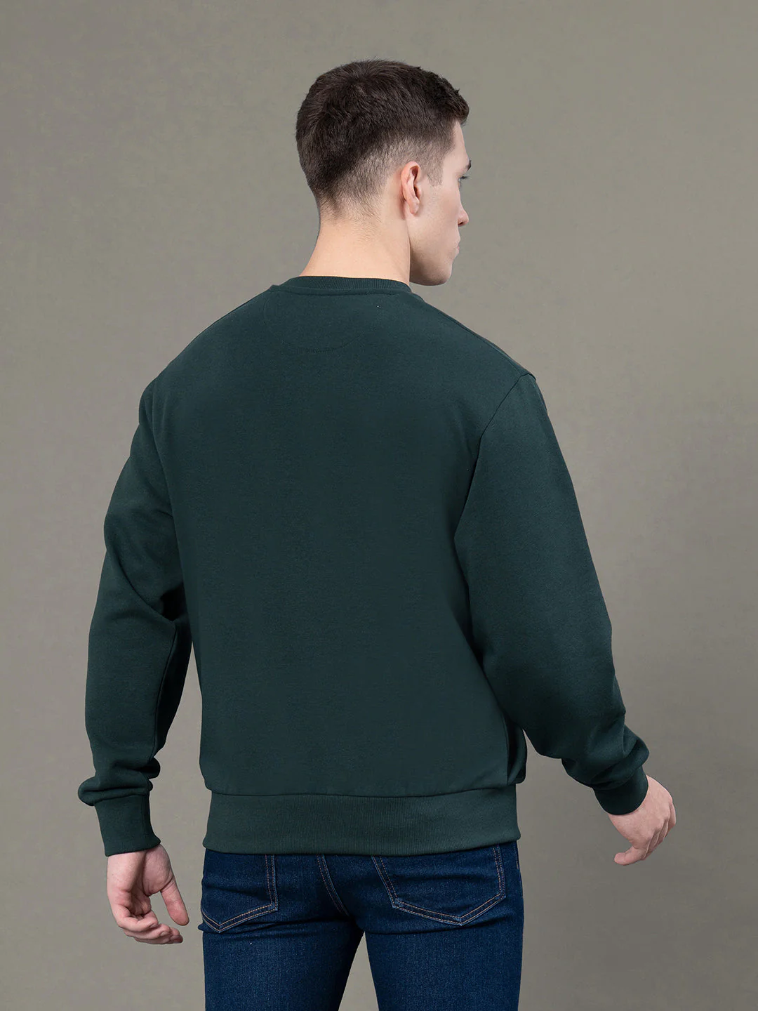 Round Neck Graphic Sweatshirt for Men - Image 3