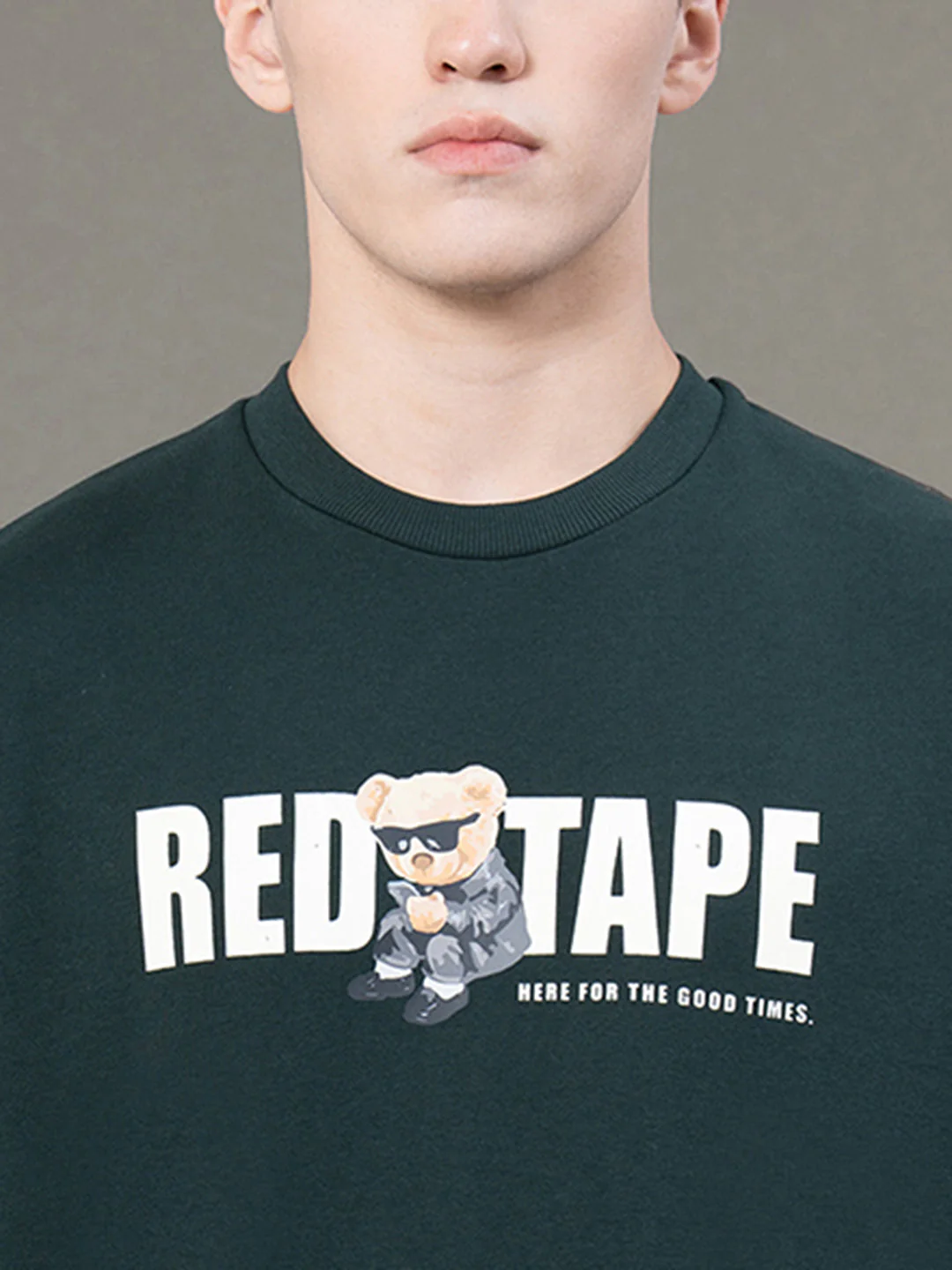 Round Neck Graphic Sweatshirt for Men - Image 4