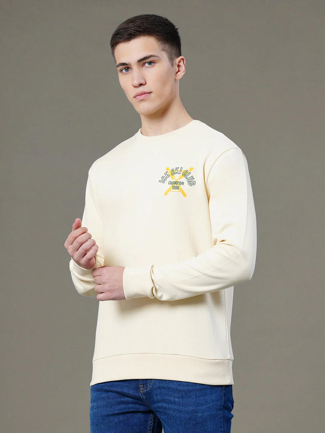 Round Neck Graphic Sweatshirt for Men - Image 2
