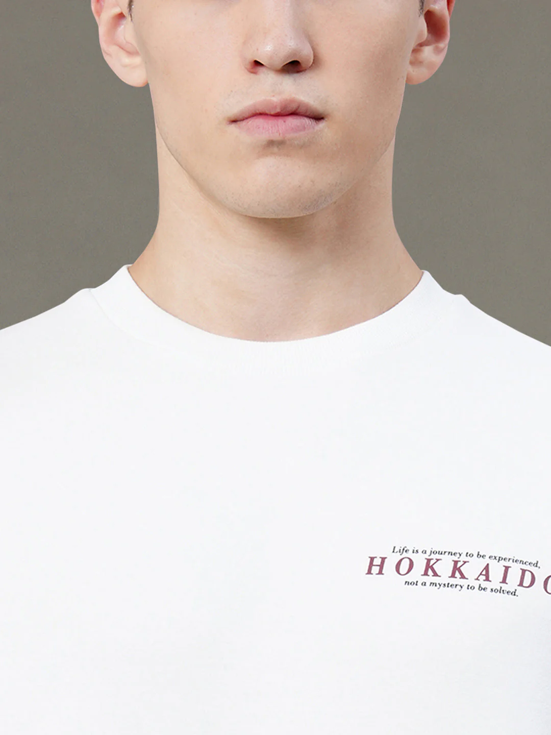 Round Neck Graphic Sweatshirt for Men - Image 4