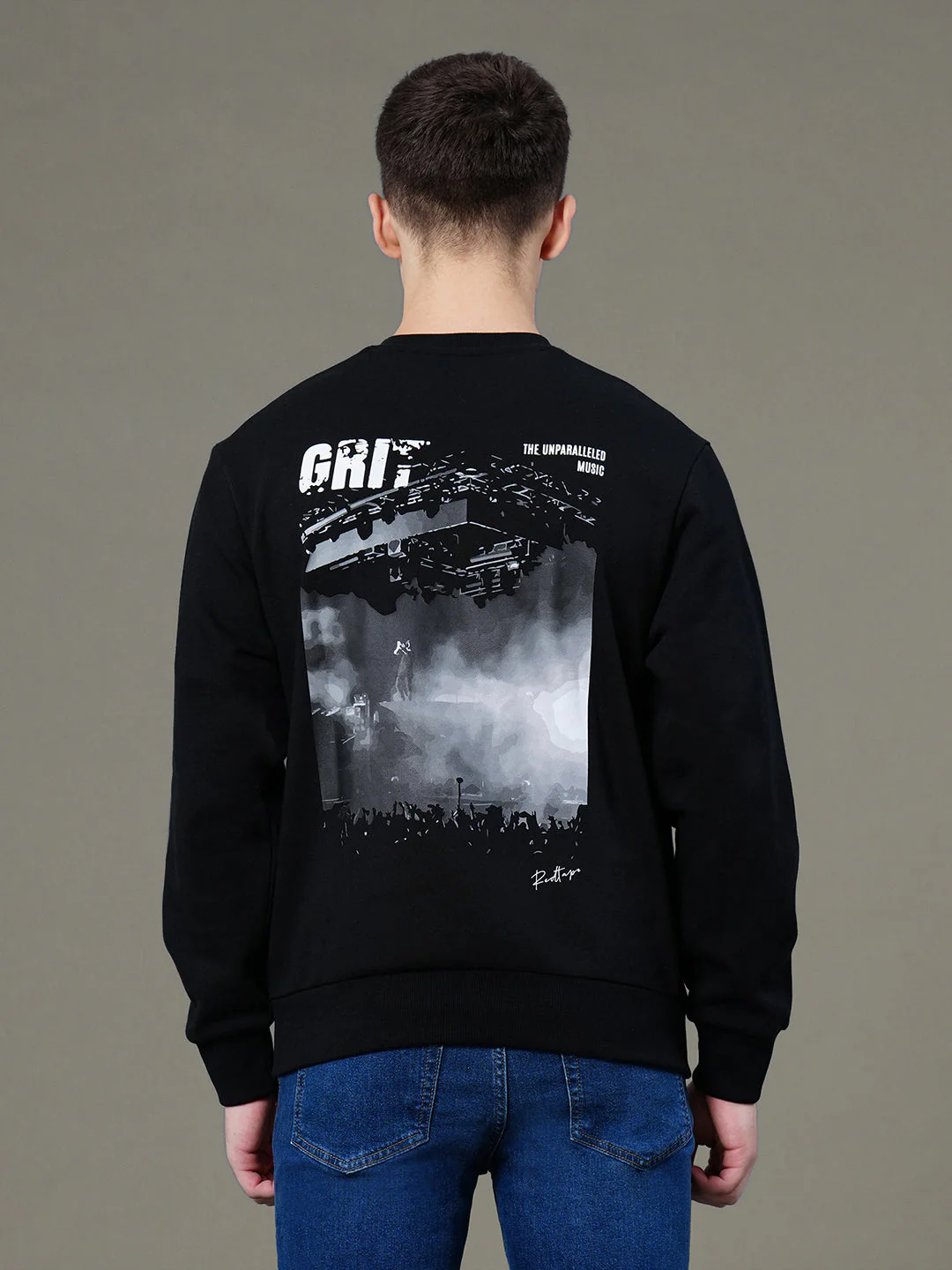 Round Neck Graphic Sweatshirt for Men - Image 3