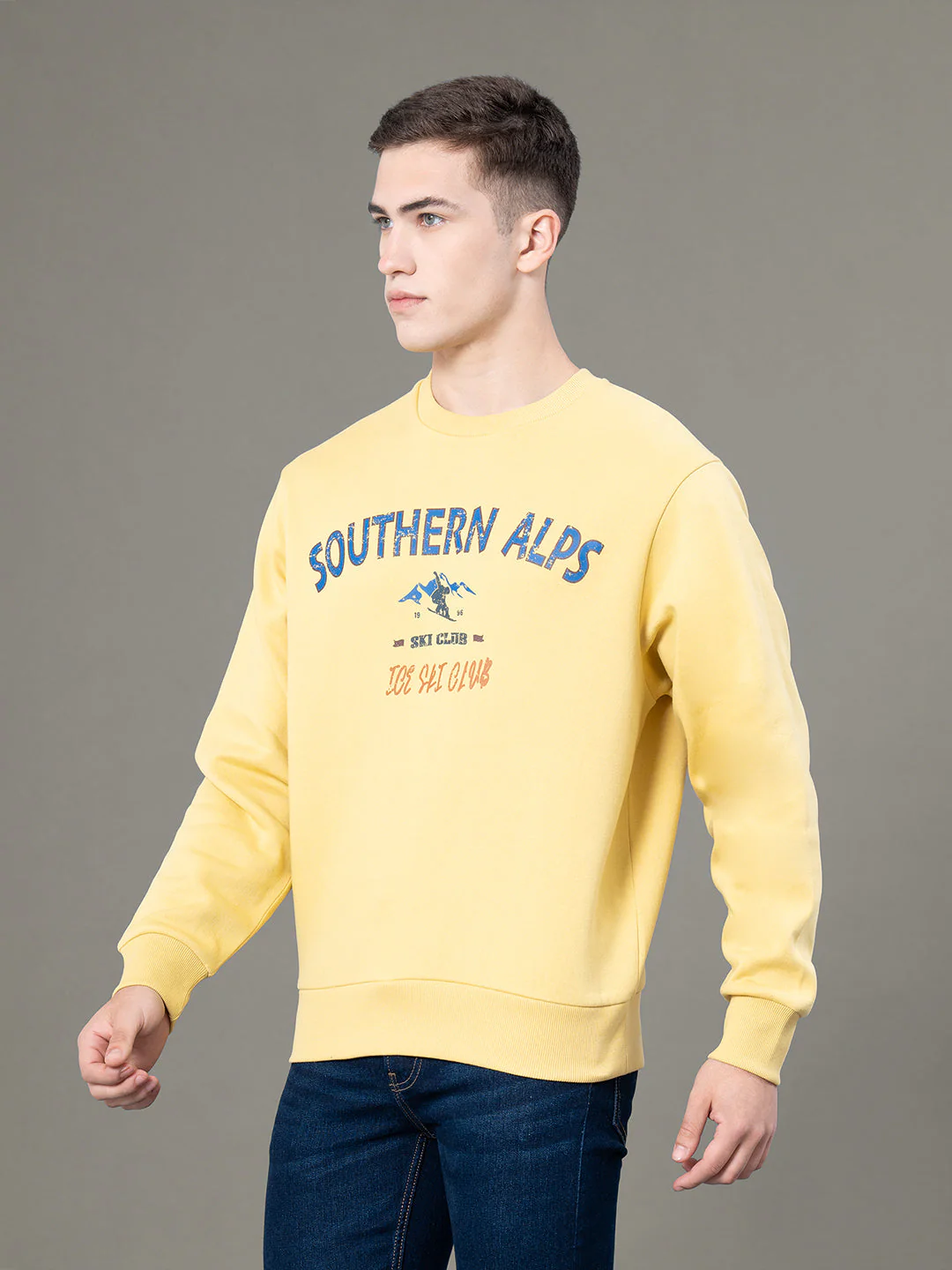 Round Neck Graphic Sweatshirt for Men - Image 2