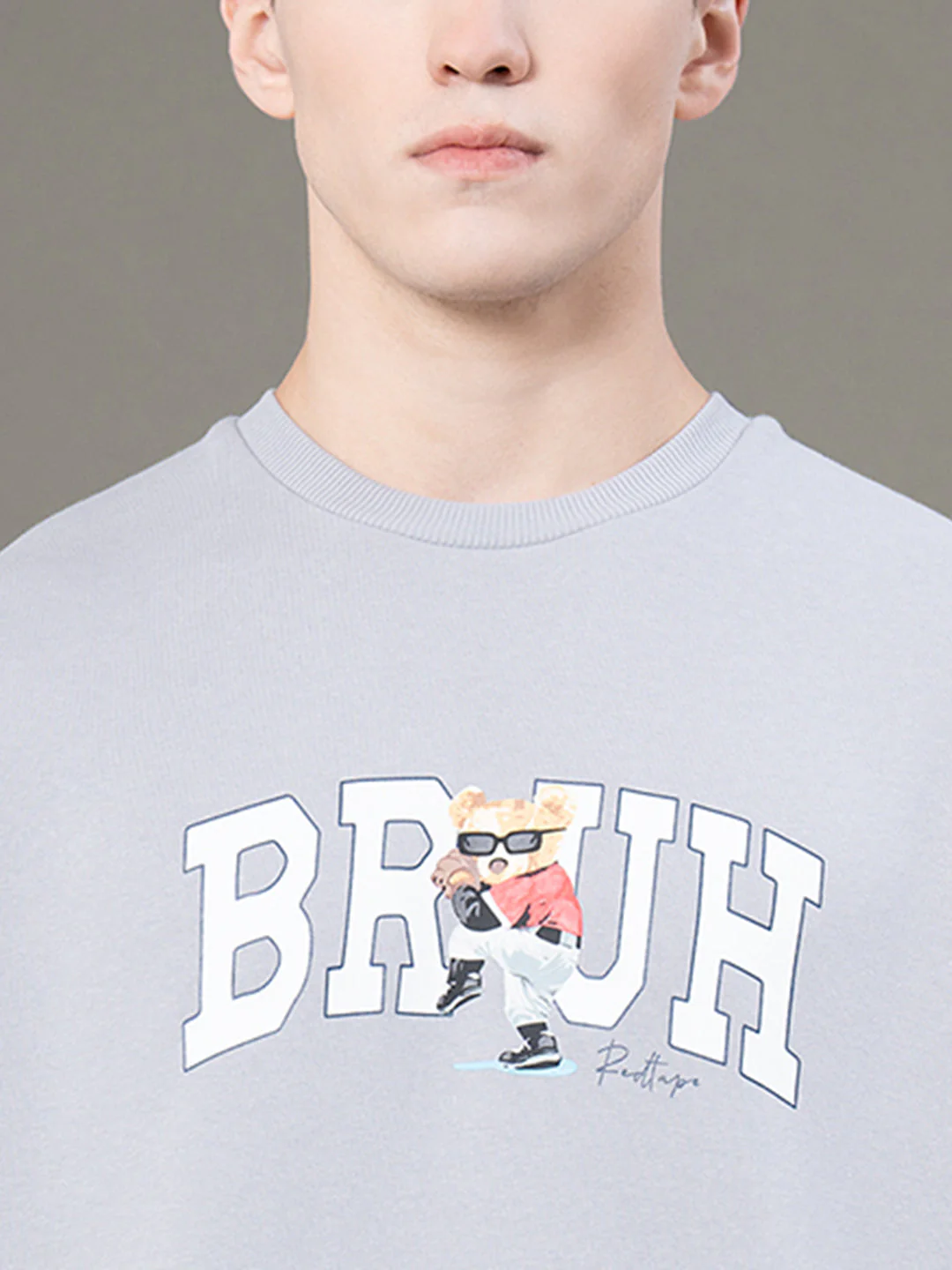 Round Neck Graphic Sweatshirt for Men - Image 4