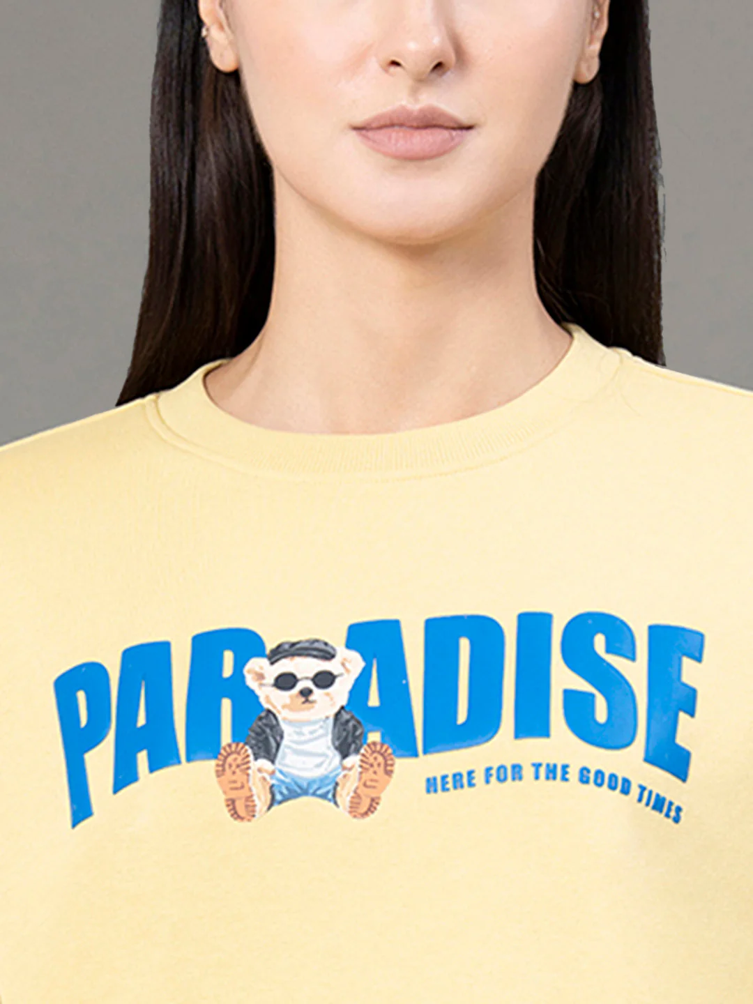 Round Neck Graphic Sweatshirt for Women - Image 4