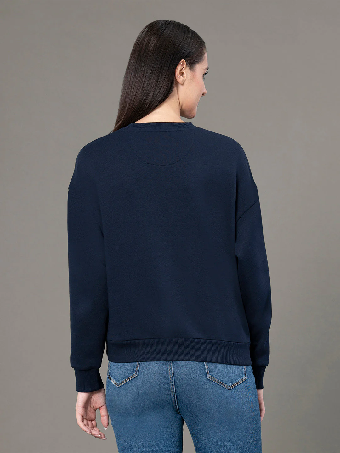 Round Neck Graphic Sweatshirt for Women - Image 3