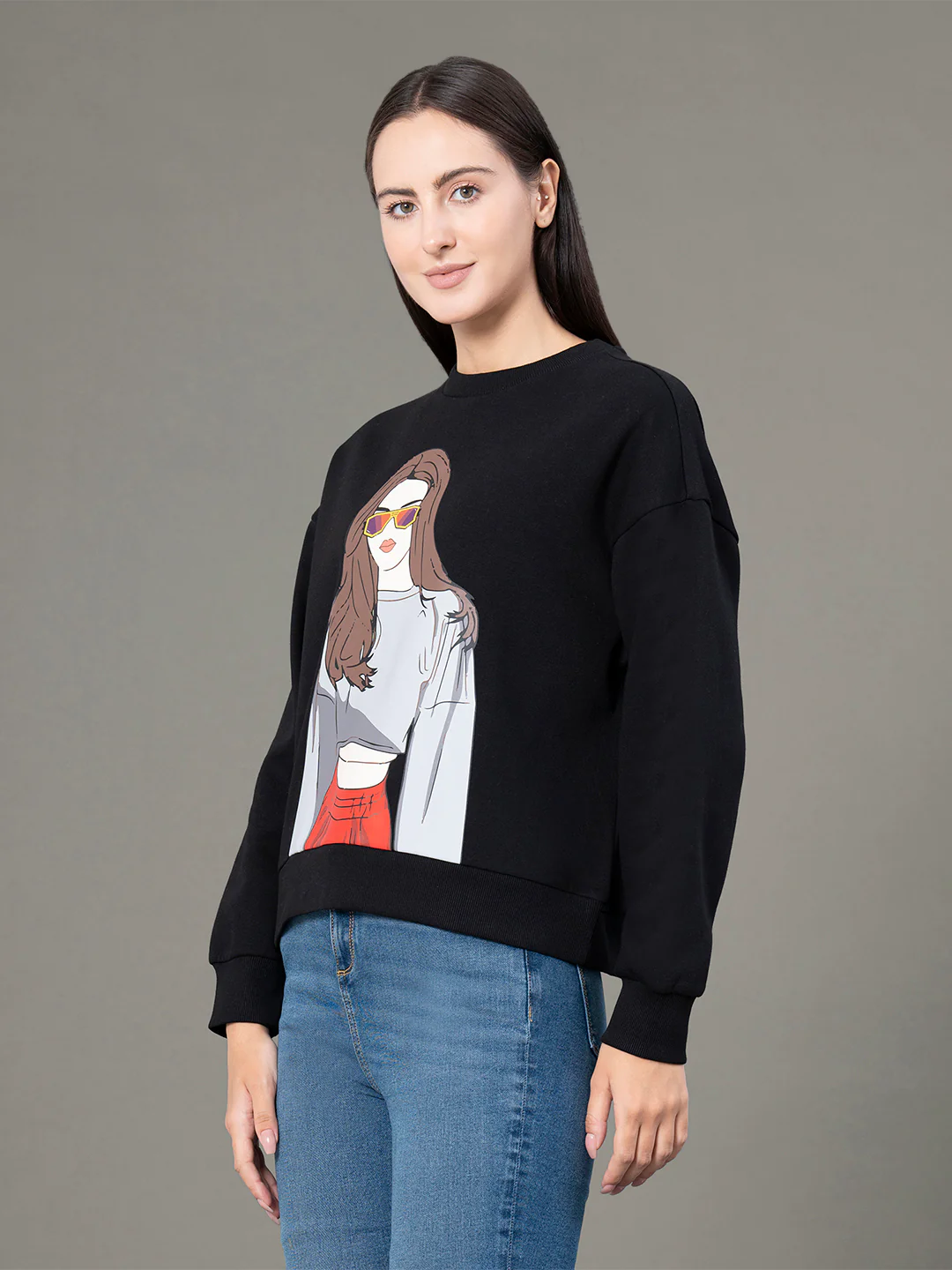 Round Neck Graphic Sweatshirt for Women - Image 2