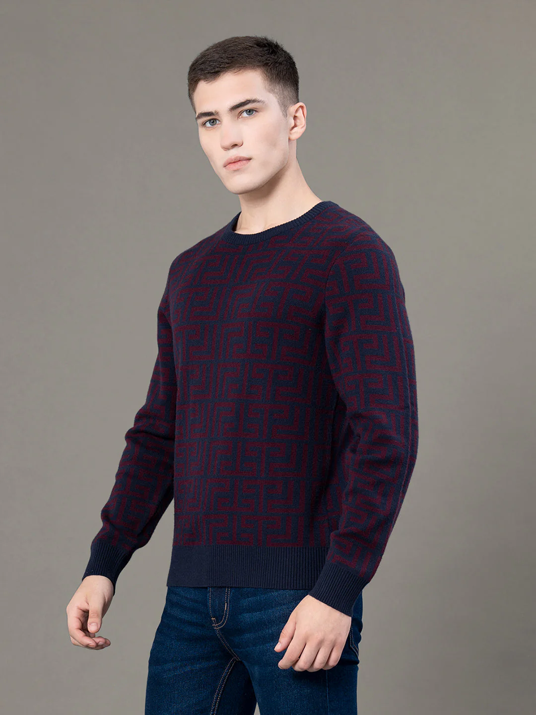 Round Neck Pattern Sweater for Men - Image 2