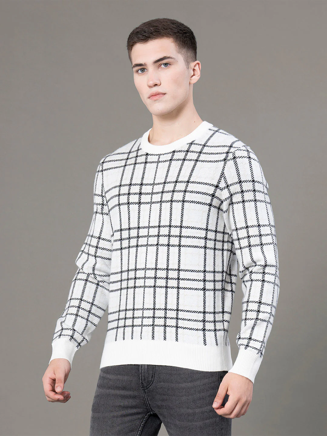 Round Neck Pattern Sweater for Men - Image 2