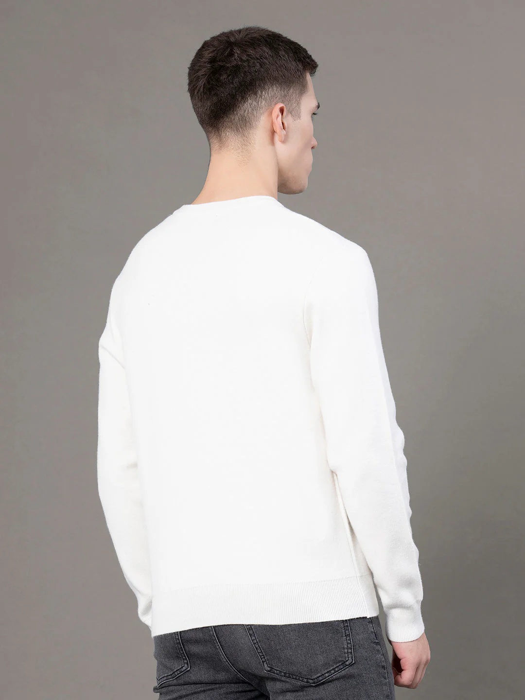 Round Neck Solid Sweater for Men - Image 3