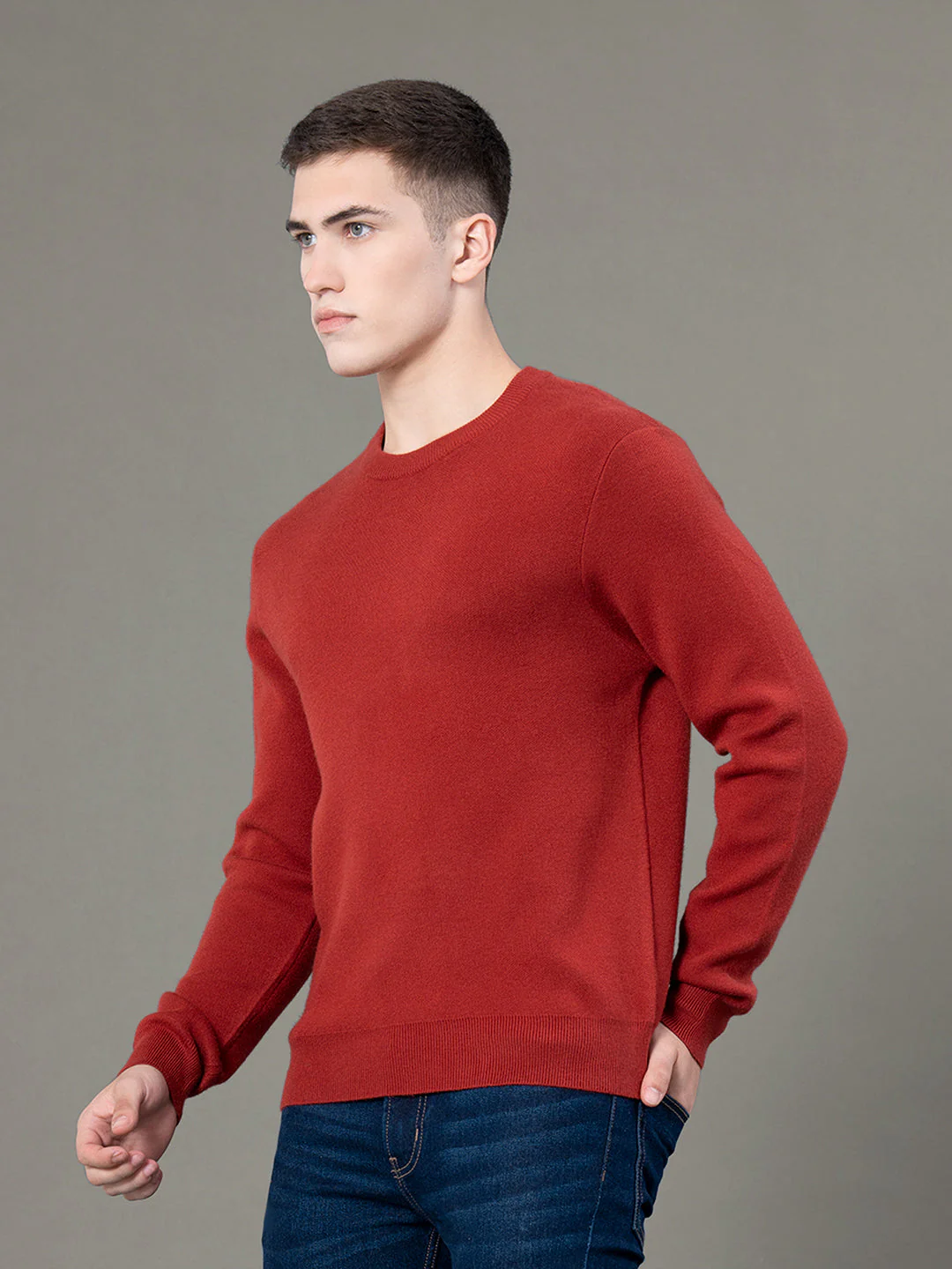 Round Neck Solid Sweater for Men - Image 2