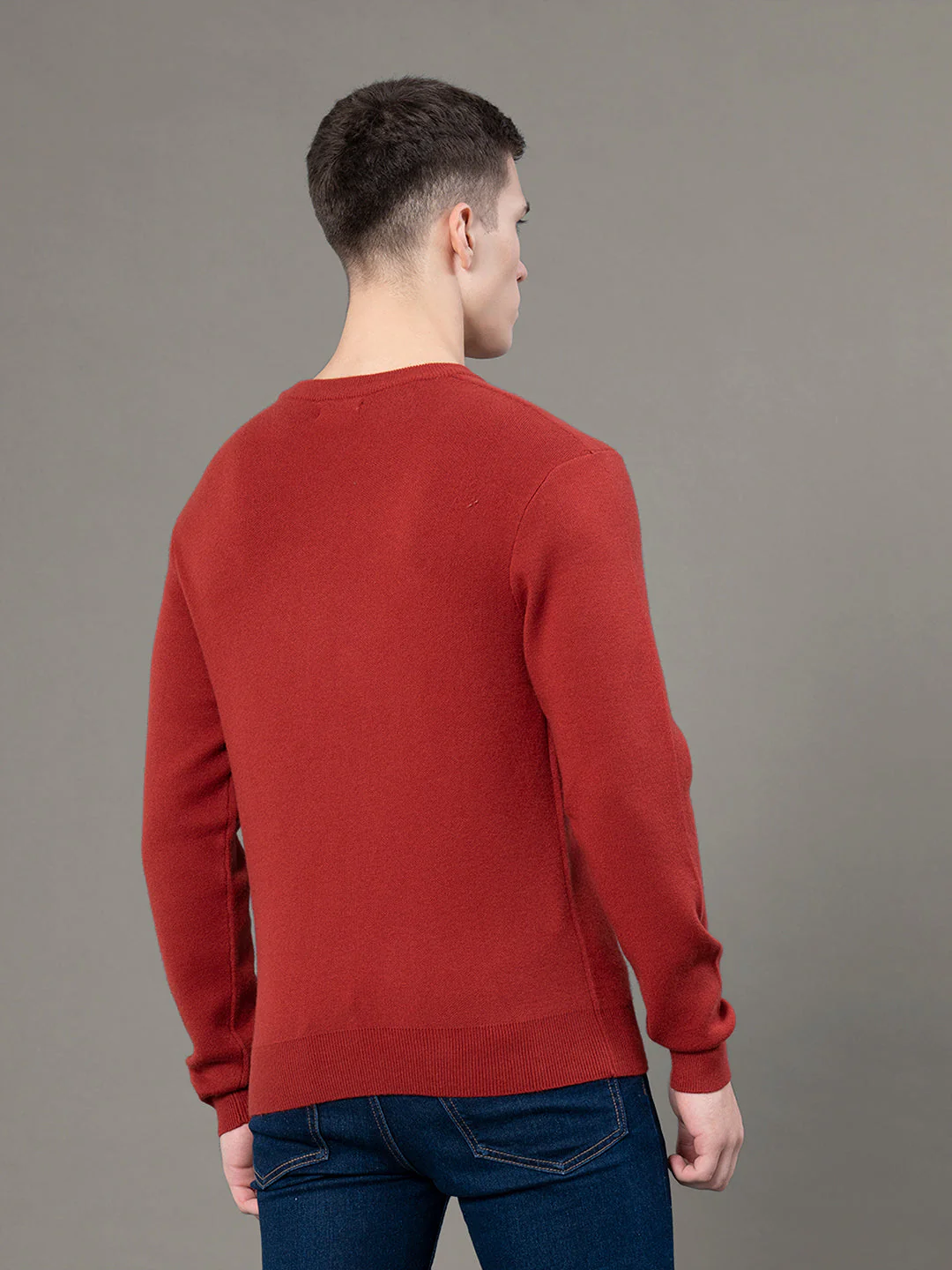 Round Neck Solid Sweater for Men - Image 3