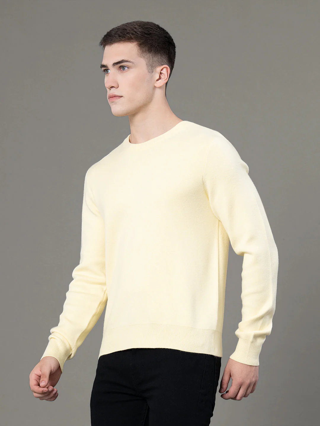 Round Neck Solid Sweater for Men - Image 2