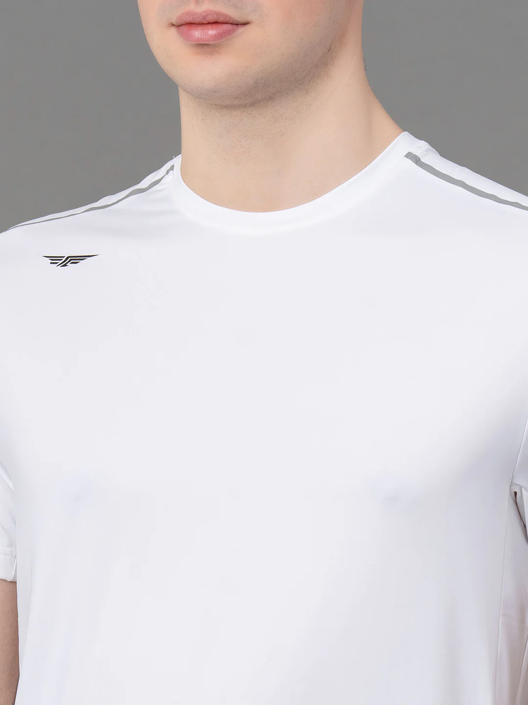 Solid Activewear T-Shirt for Men - Image 4