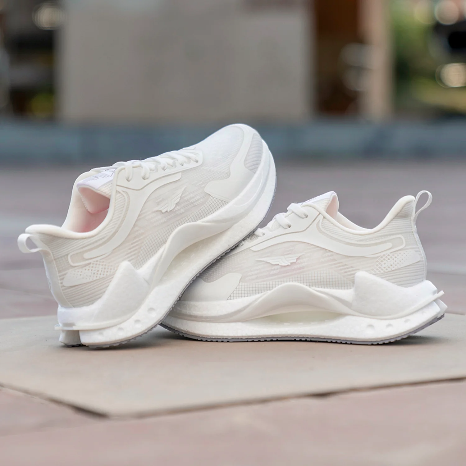 Etpu Sports Walking Shoes For Women - Image 3