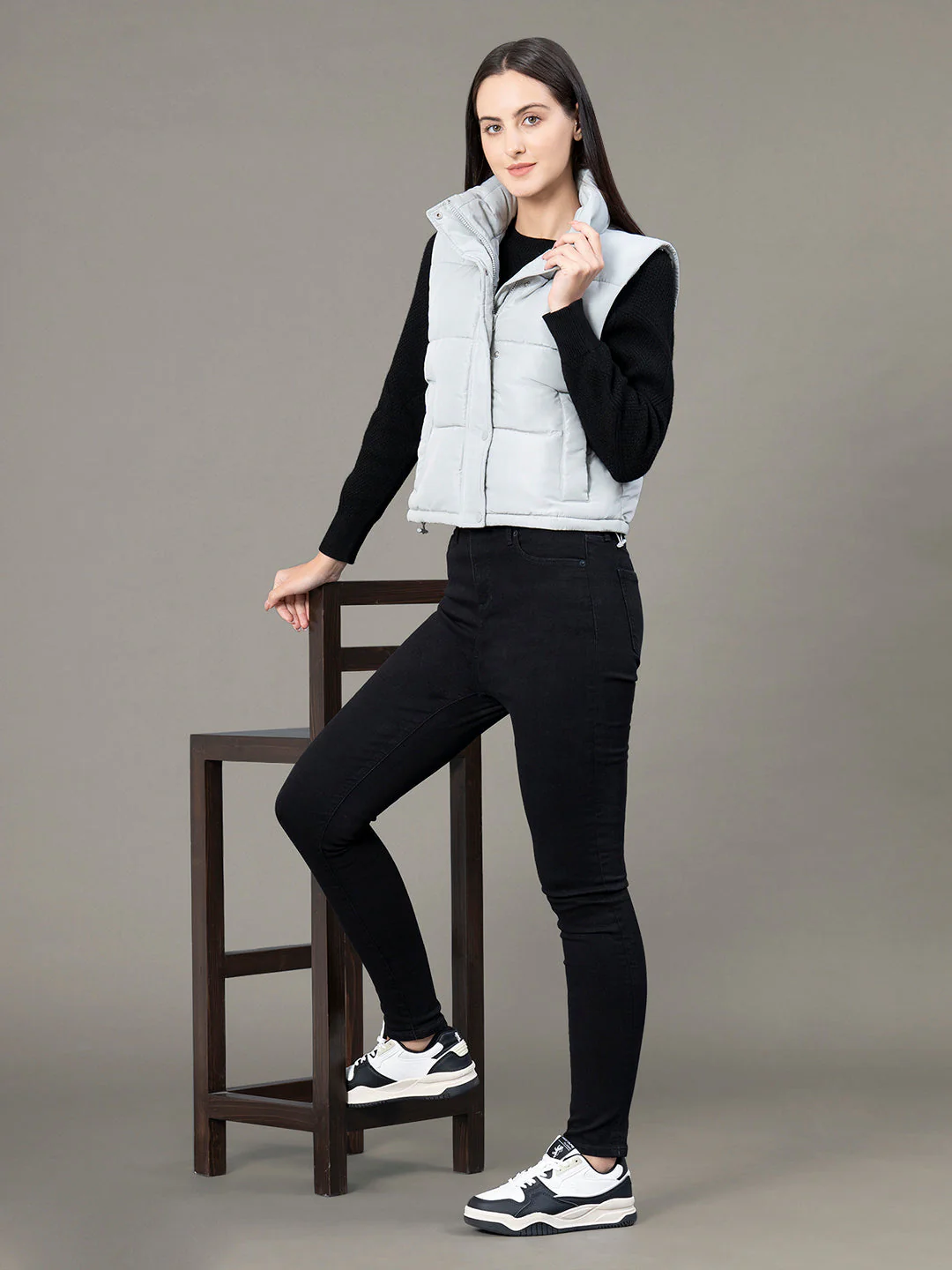 Stand Collar Sleeveless Jacket for Women - Image 5