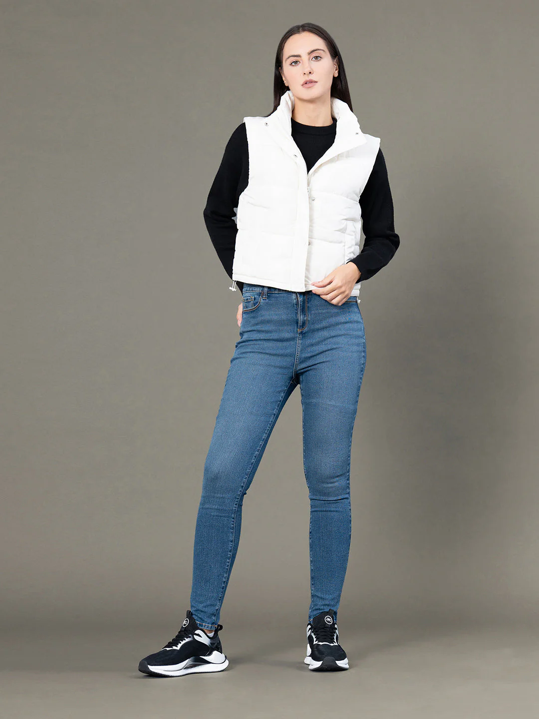 Stand Collar Sleeveless Jacket for Women - Image 5