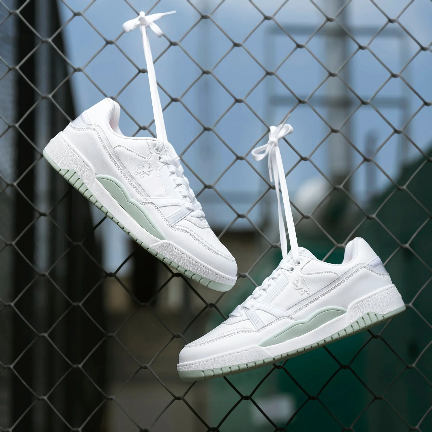 White Casual Sneakers for Women | Shock Absorbant, Slip ResisTant, Dynamic Feet Support & Soft Cushion Insole - Image 6
