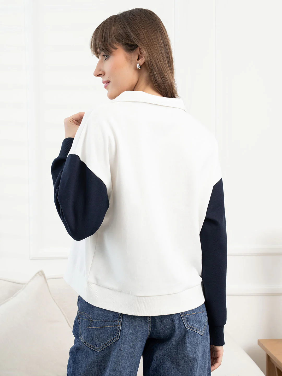 White Sweatshirt for Women - Image 4