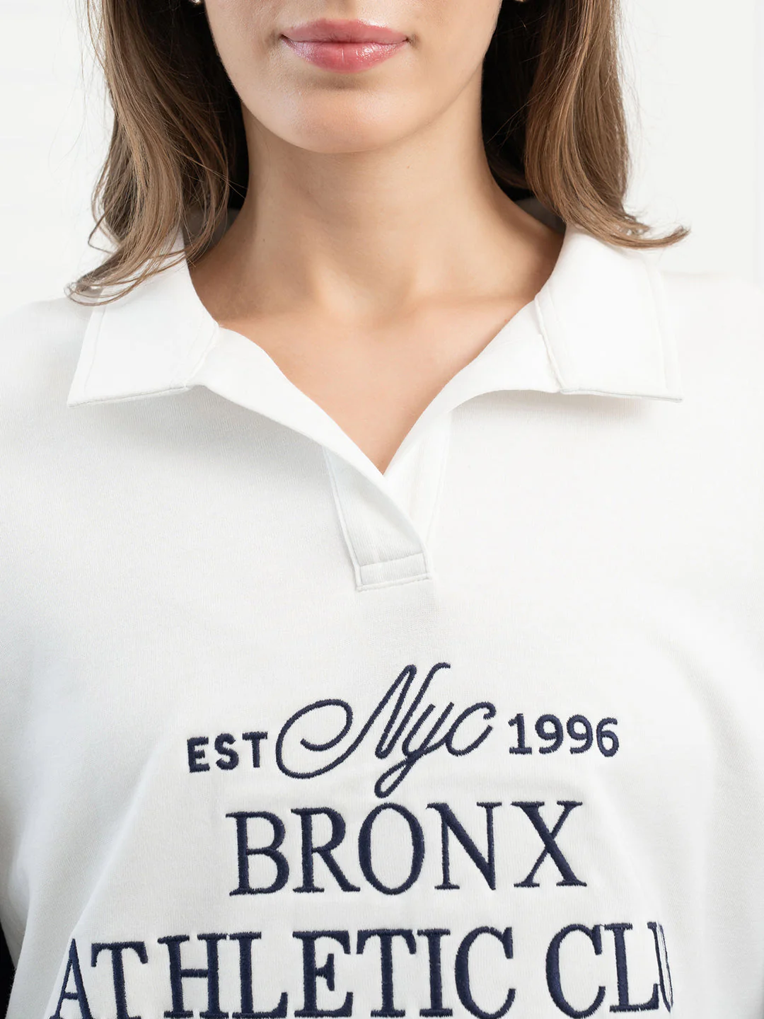 White Sweatshirt for Women - Image 5