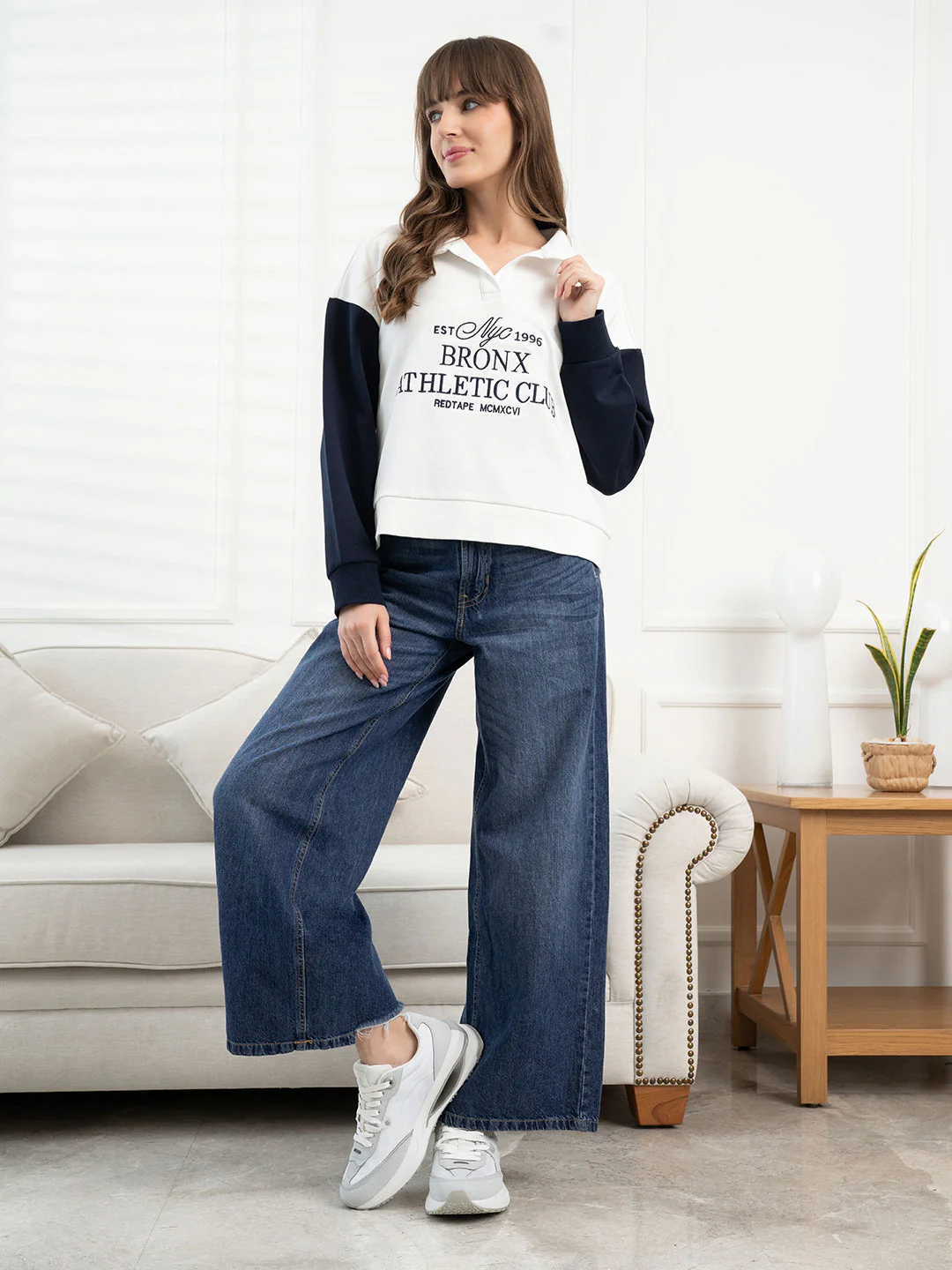 White Sweatshirt for Women - Image 6