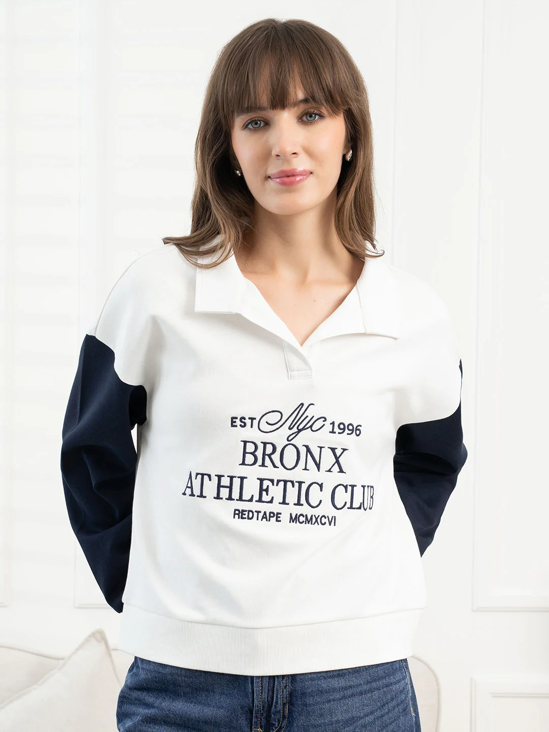 White Sweatshirt for Women - Image 7