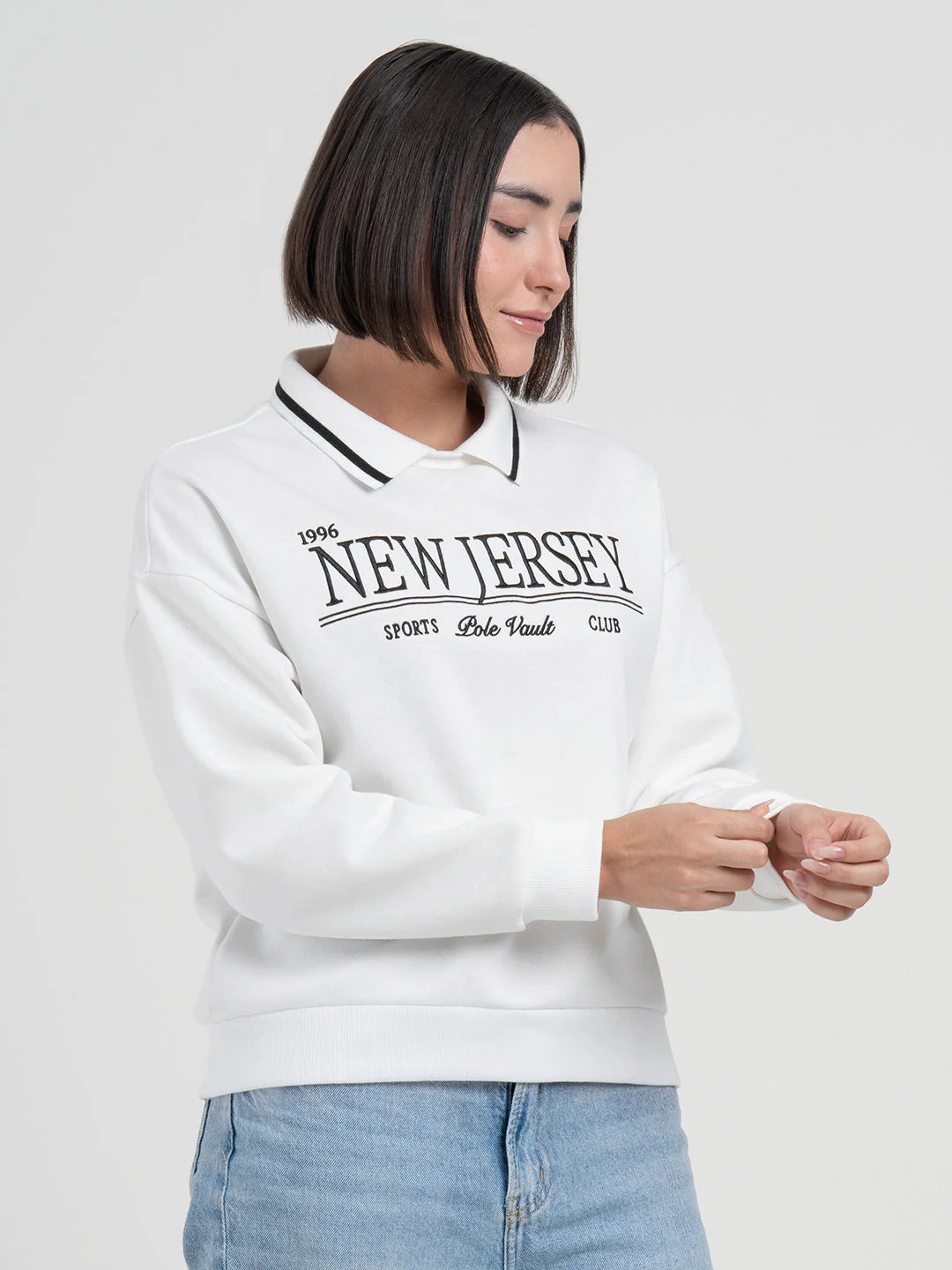 White Sweatshirt for Women | For Refined Daily Winter Wear - Image 7