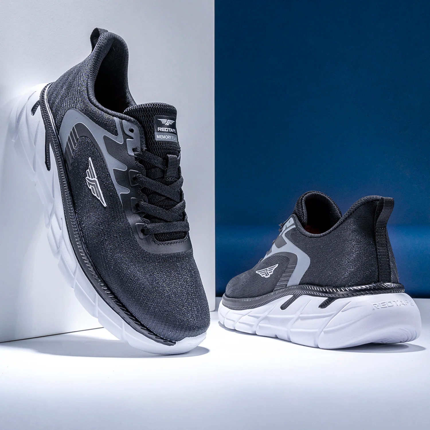 Women Black Walking Shoes - Image 6