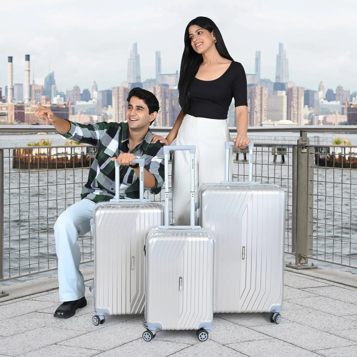 Rose Gold 8 Wheels Trolley Bag Set of 3 (Large + Medium + Cabin) - Image 8