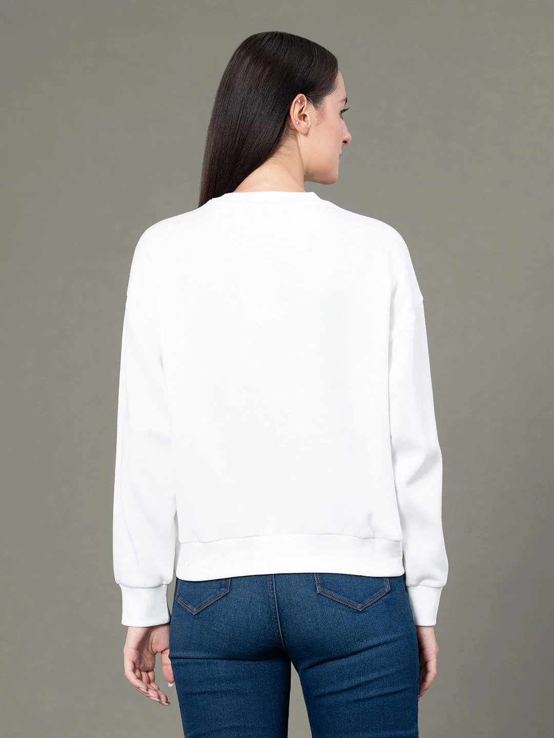 Round Neck Graphic Sweatshirt for Women - Image 3