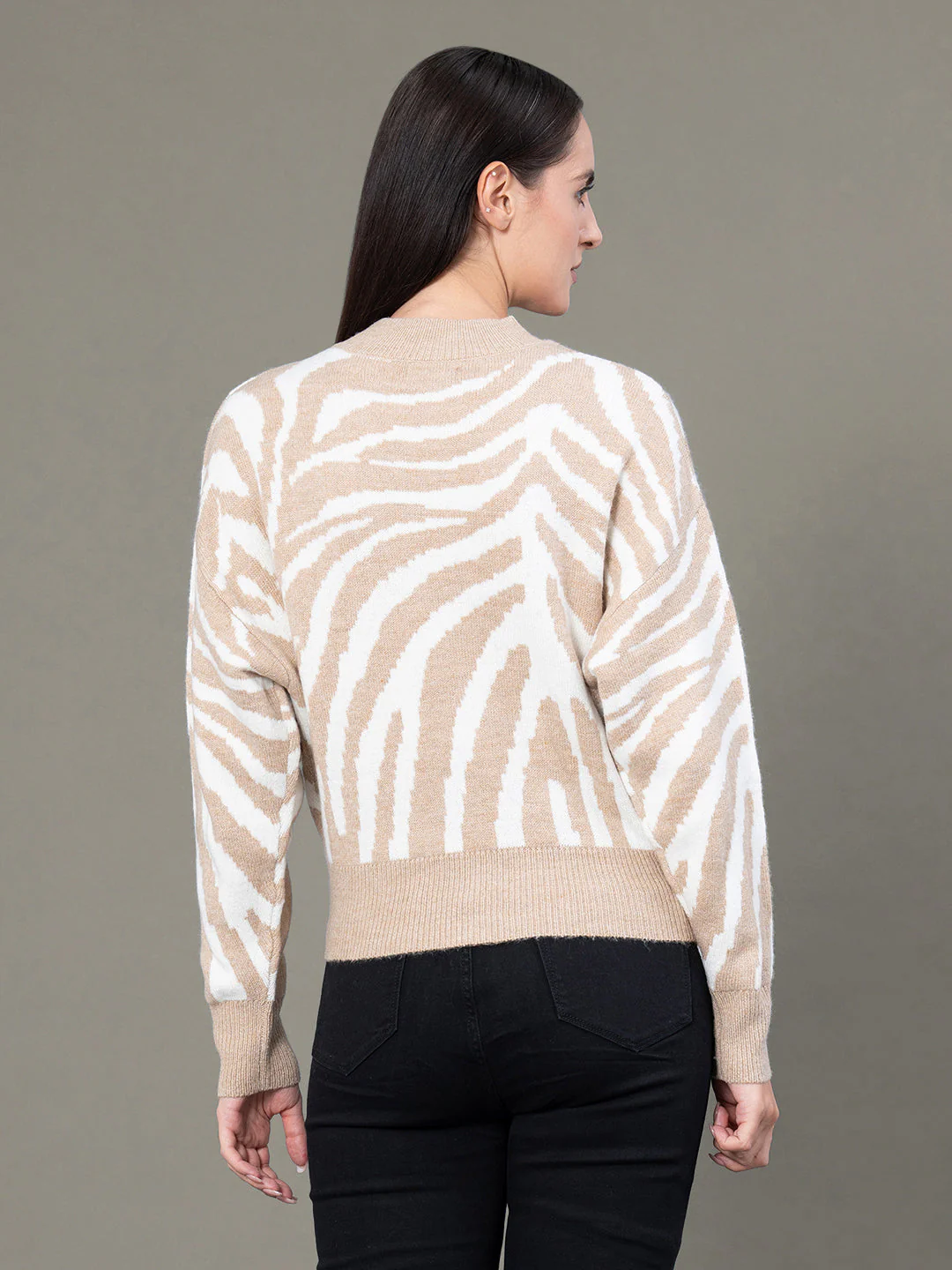 Round Neck Drop Shoulder Sweater for Women - Image 3