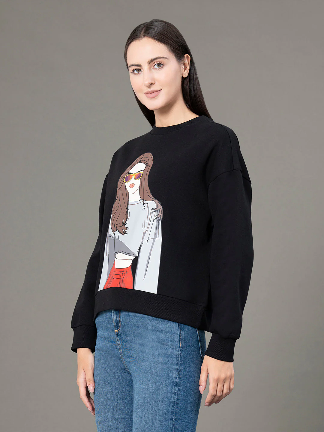 Round Neck Graphic Sweatshirt for Women - Image 2
