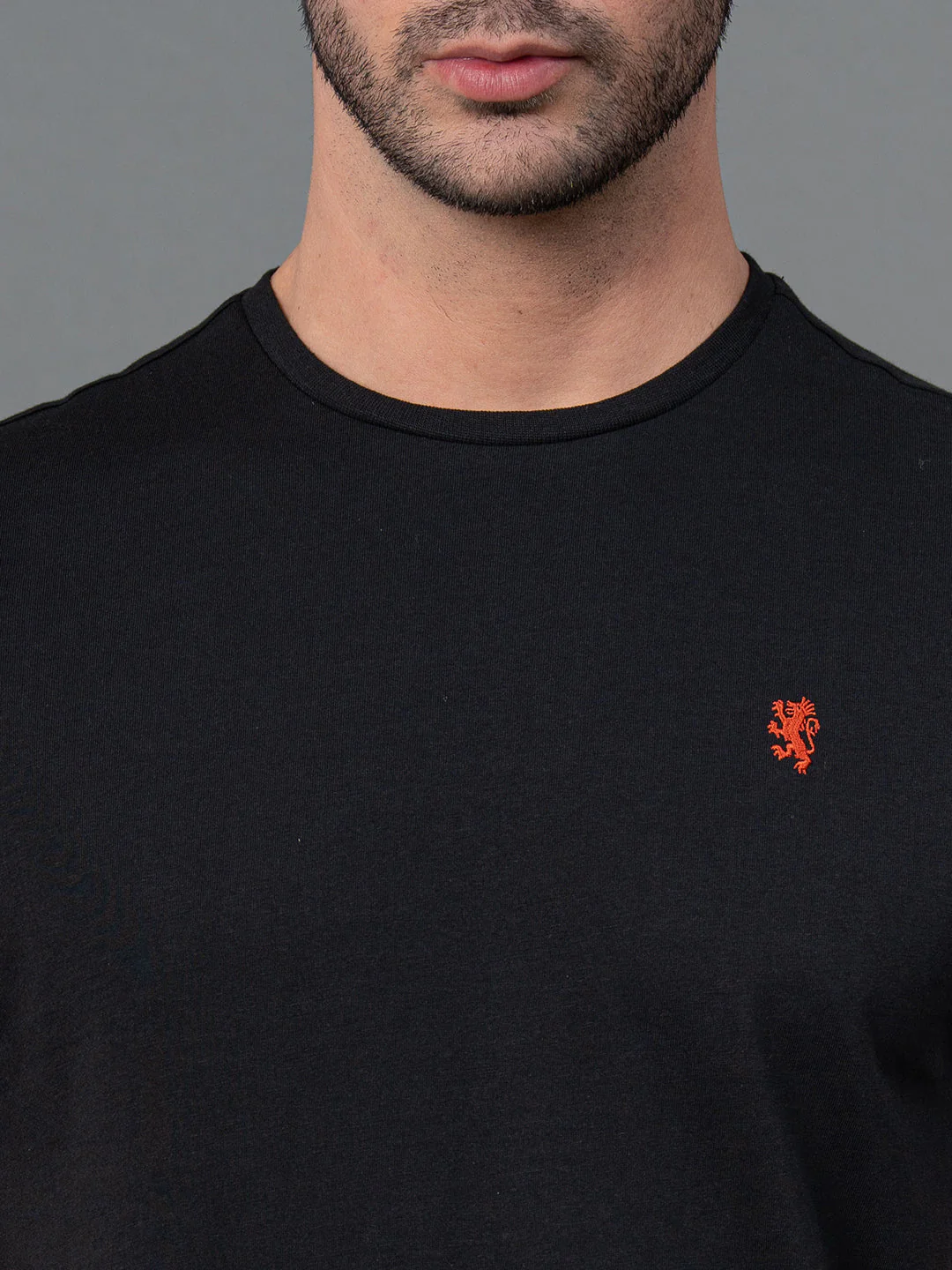 Solid Black Round Neck T-Shirt for Men - Image 4