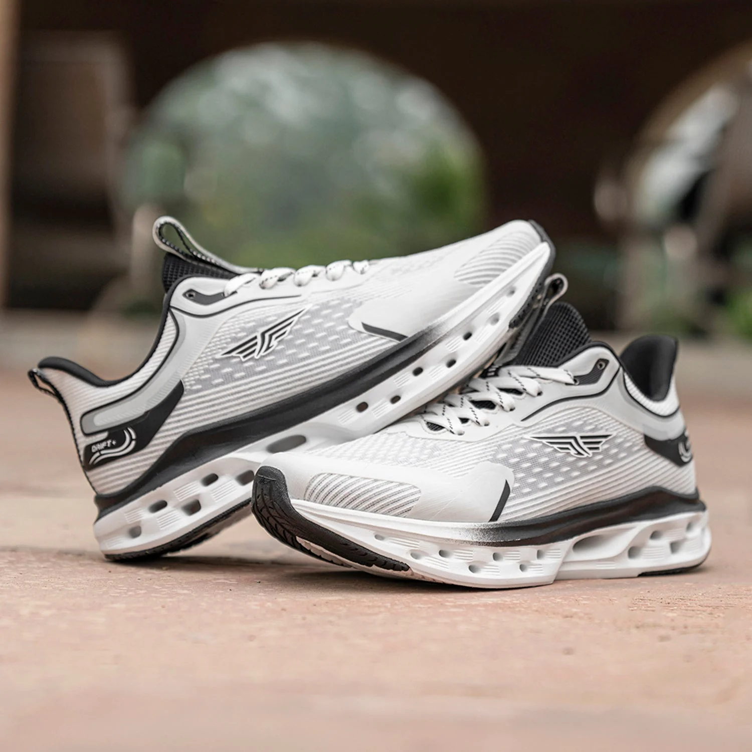 Sports Walking Shoes for Men - Image 5