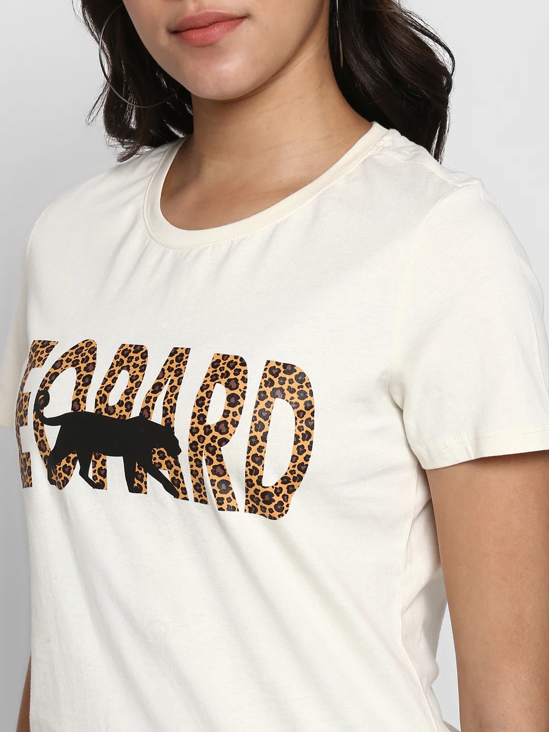 Women Off White T Shirt - Image 3