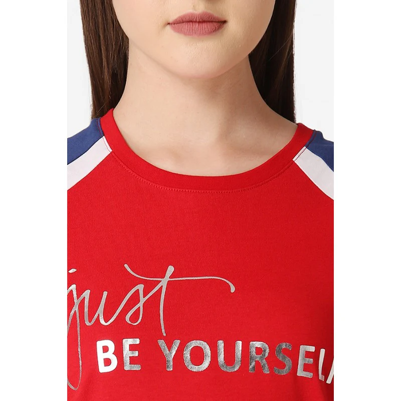 Women's Red Round Neck T-Shirt - Image 4
