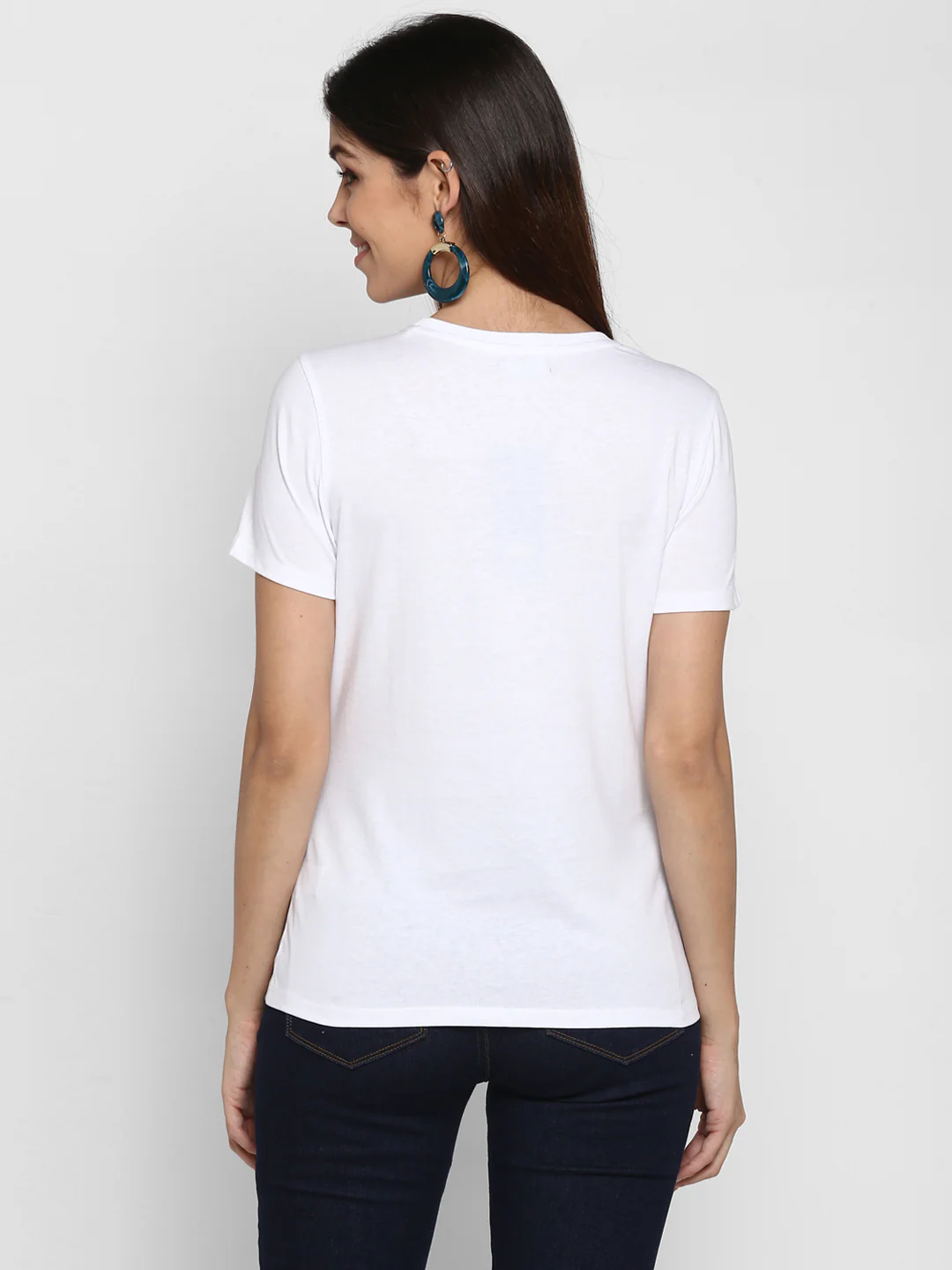 Women White T Shirt - Image 4