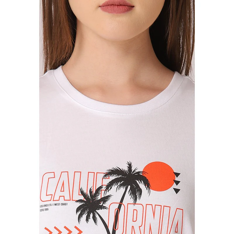 Women's White Round Neck T-Shirt - Image 4