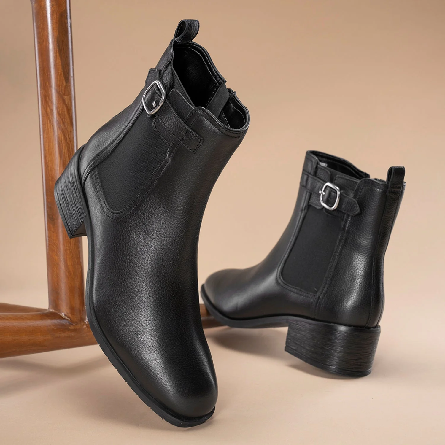 Women's Chelsea Boots - Image 5