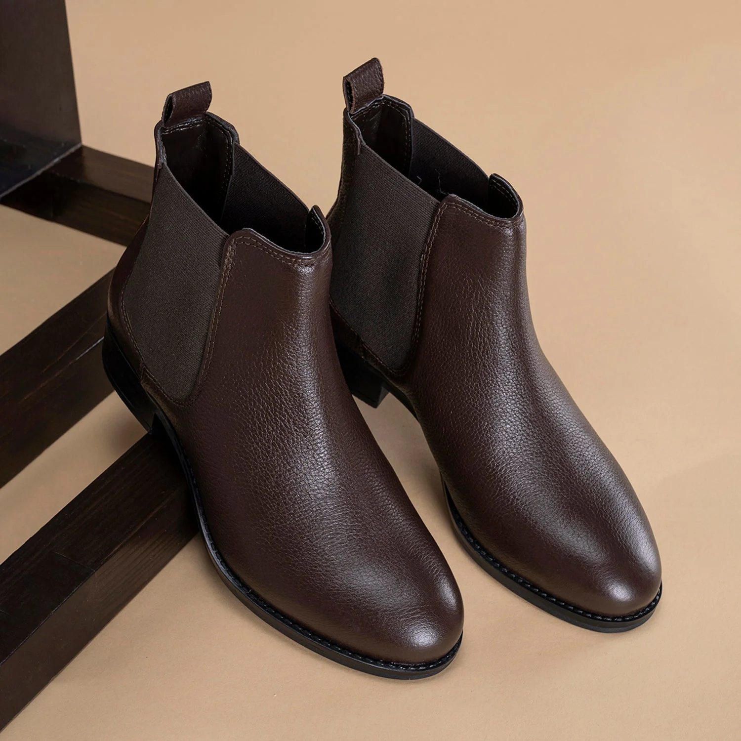 Women's Chelsea Boots - Image 5